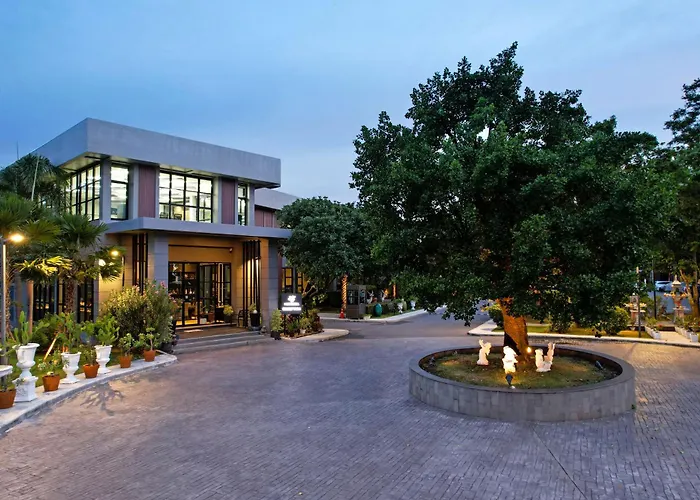Raweewan Residence Hotel กรุงเทพมหานคร