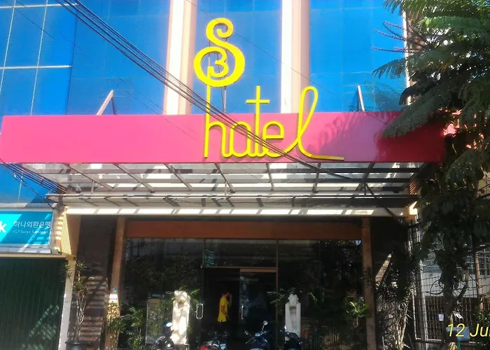 Hotel S3 Setrasari Bandung