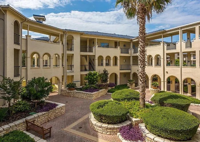 Lake Travis Stunning Waterfront, Sunset & Pool Views, Pet Friendly, Boat Ramp, Lago Vista, Texas
