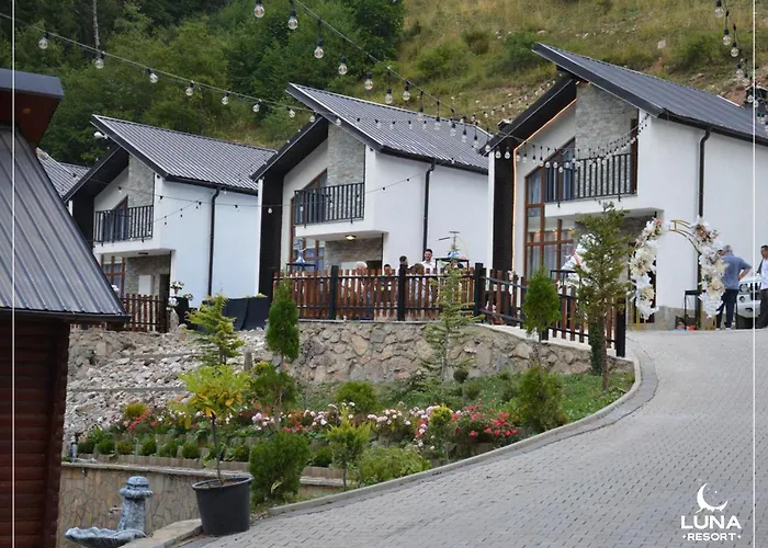 Luna Resort Peje