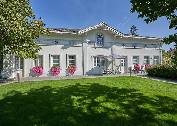 Big Apartment In Guesthouse Baden