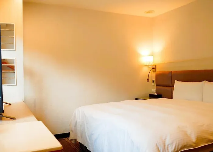 Hub Hotel Banqiao Branch Taipei