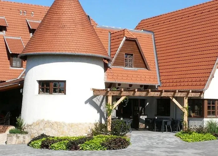 Kádárta Vendéglő Panzió Panzió Veszprém