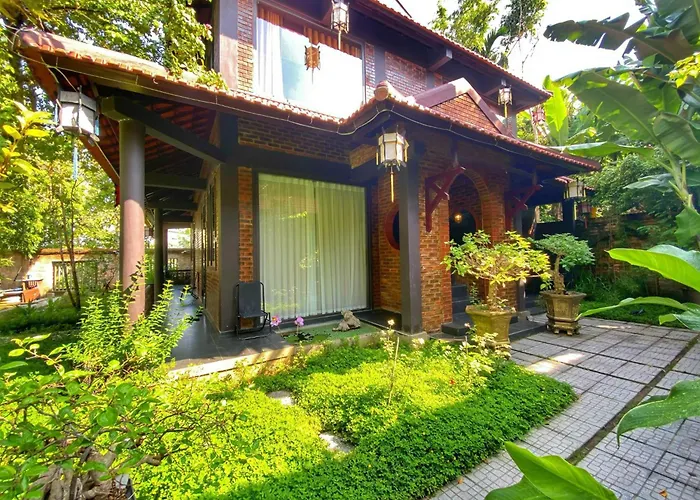 Mandarin Homestay Huế