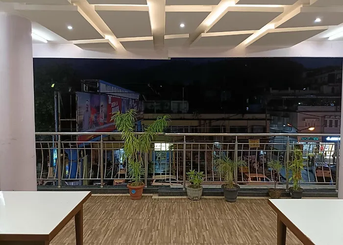 Hotel Satyam Jaigaon