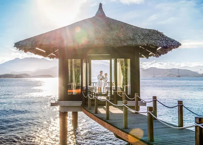 Vinpearl Luxury Nha Trang Hotel