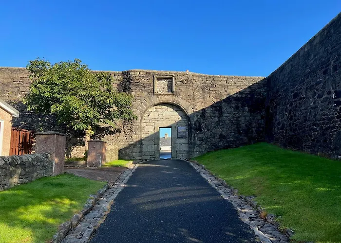 Fort Charlotte Guest House Lerwick