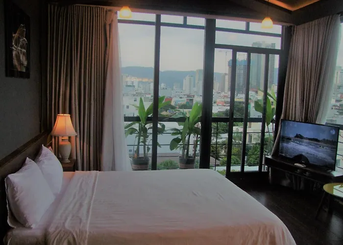 Oasis Hotel & Apartment Đà Nẵng