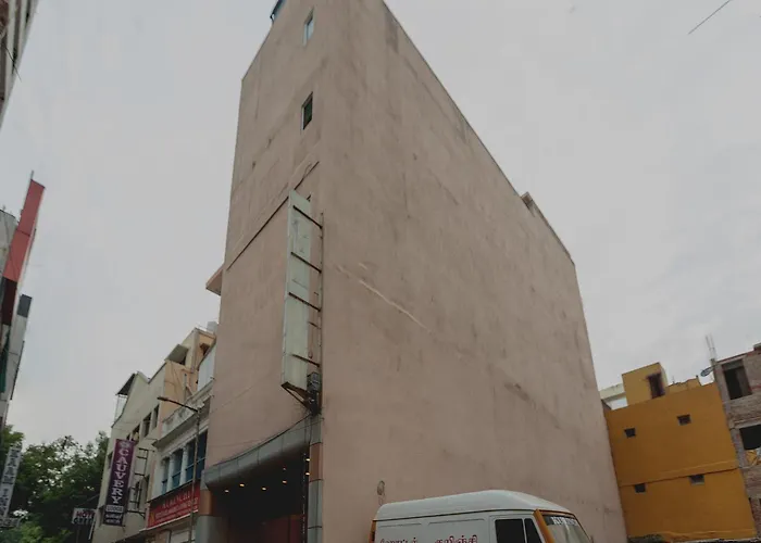 Oyo 23454 Sun Park Inn Chennai