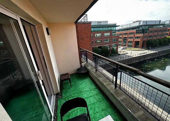 Hotel Customhouse Balcony View, Dublin 1