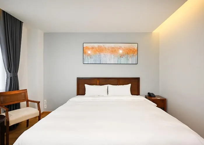 Pearl Central Hotel- Near Nguyen Hue Street Ho Chi Minh City