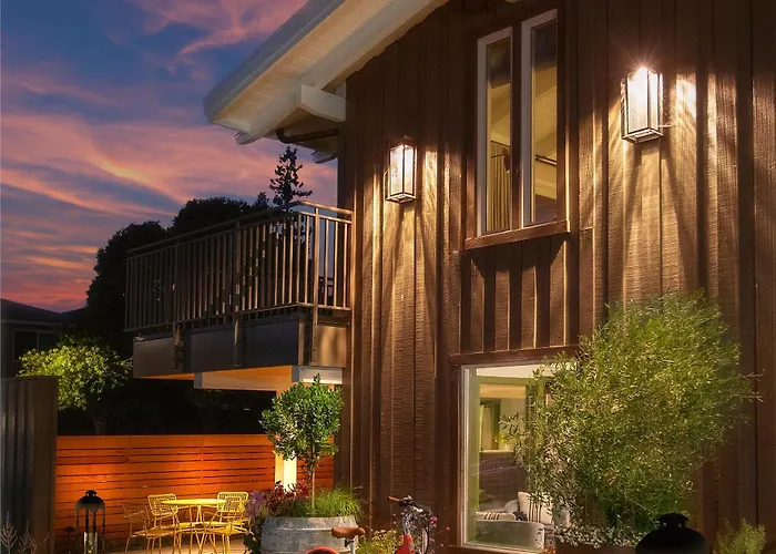 The Cottages Hotel Menlo Park