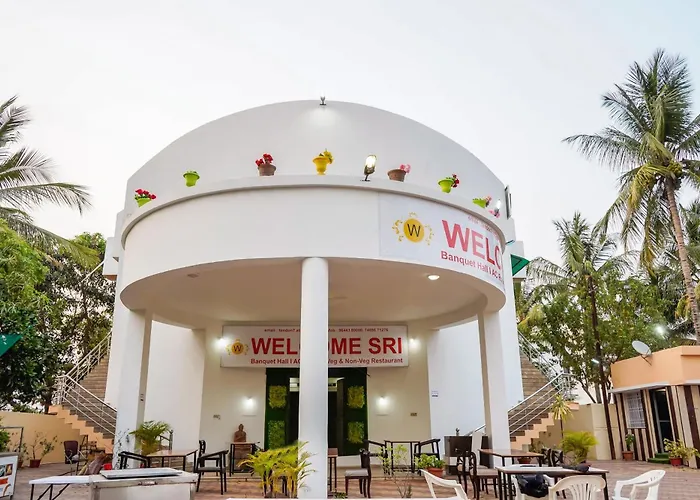 Hotel O Welcome Sri Raipur 
