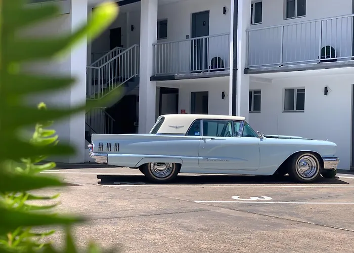 Zorba Waterfront Motel Batemans Bay