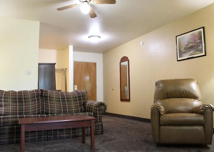 Candlelight Inn & Suites Hwy 69 Near Mcalester