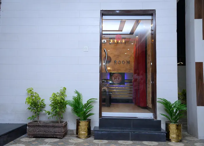 Go Room Hotel Lahore