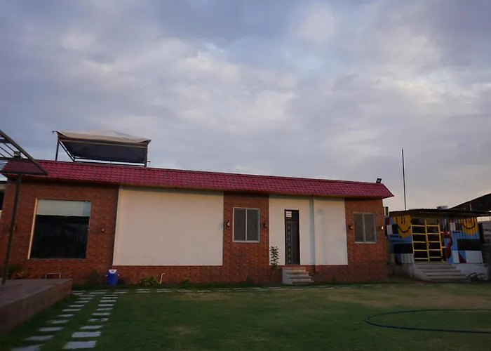 The Royal Farm Hotel Pushkar