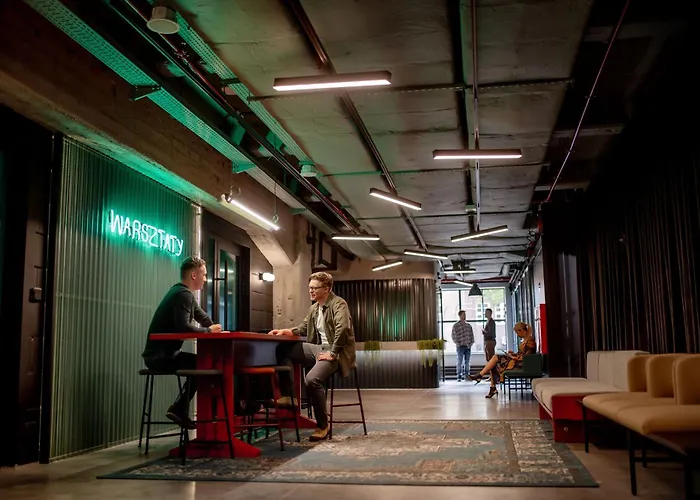 Montownia Lofts & Experience Aparthotel Gdańsk
