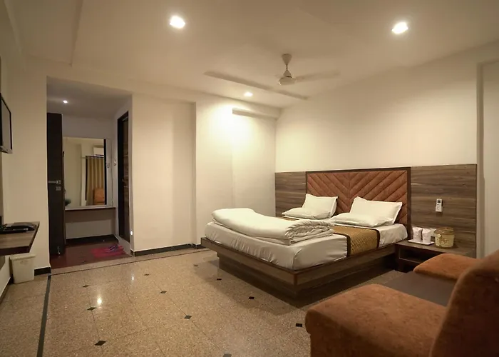 Hotel Shertown Ahmedabad