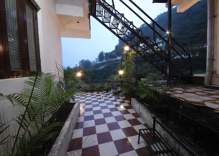 Perfectstayz Mussoorie Hills