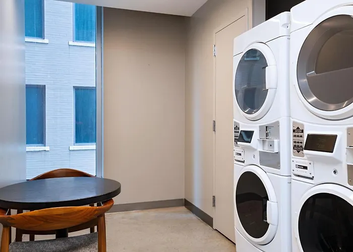 Hotel Element By Marriott Austin Downtown