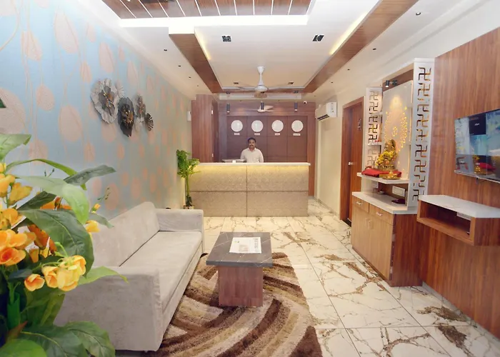 Hotel Lee Gold Anand
