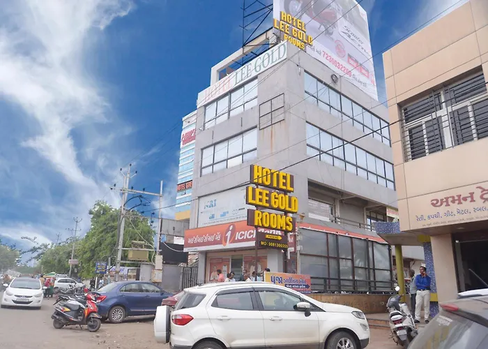 Hotel Lee Gold Anand
