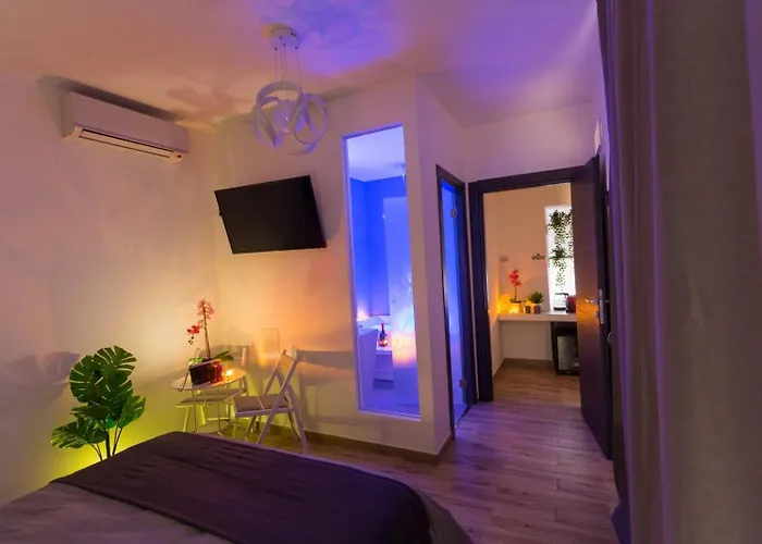Etnea 208 Luxury Jacuzzi Suite Catánia