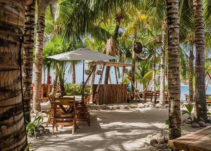 Enigmatic Beach Hotel Isla Mujeres