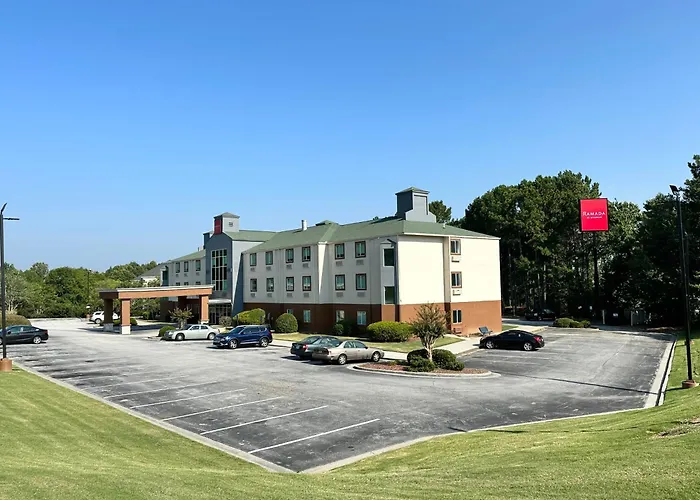 Ramada By Wyndham Lithia Springs Atlanta Hotel