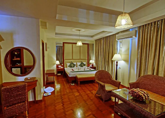 Gold Yadanar Hotel Mandalay