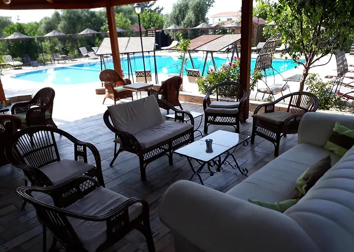 Lapida Garden Bed & Breakfast Lapta
