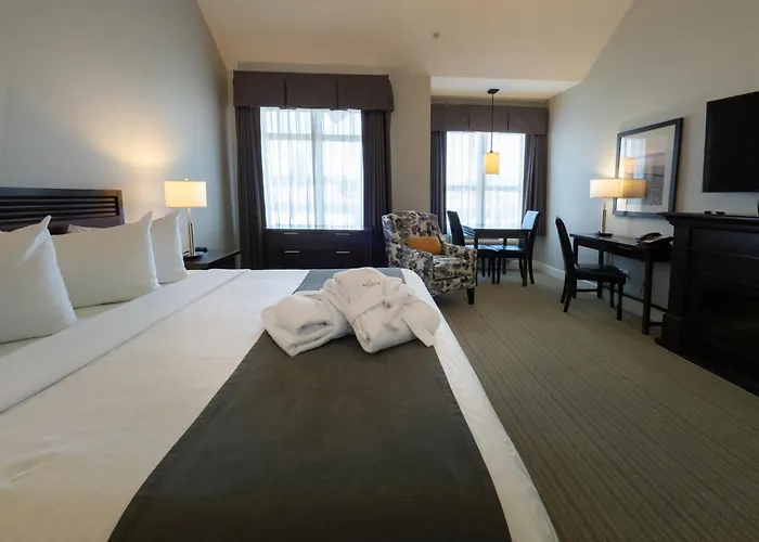 Old House Hotel Courtenay