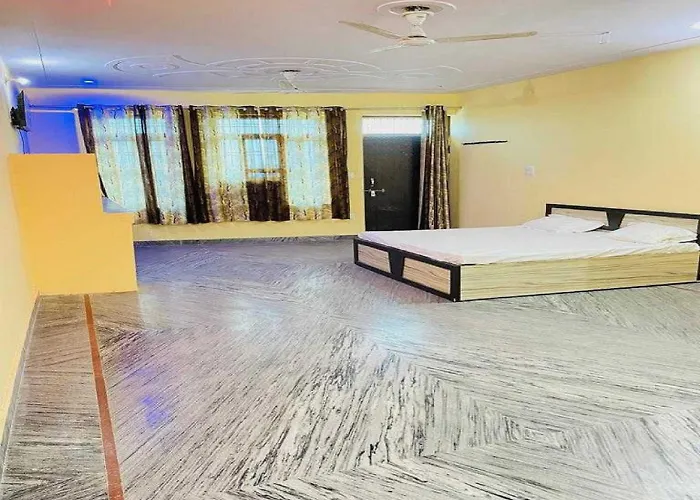 Hotel O Apna Hotel And Restaurant Rewari