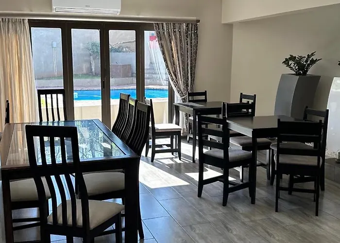 Rnb Guesthouse Roodepoort