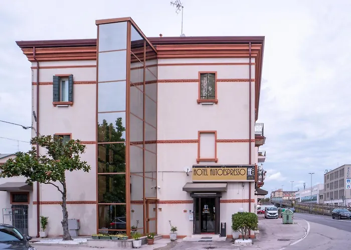 Hotel Autoespresso Venice - Atika & Atif Marghera