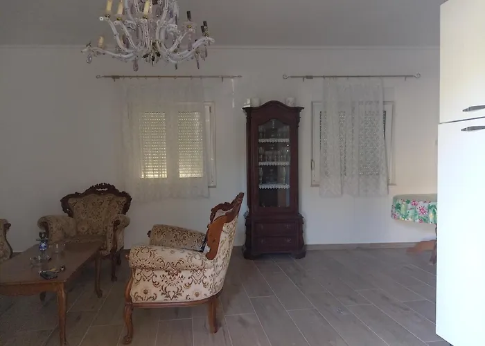 Guesthouse Adriatic Biograd Na Moru