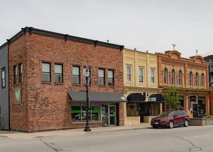 The Green Heart Inn Kingsville