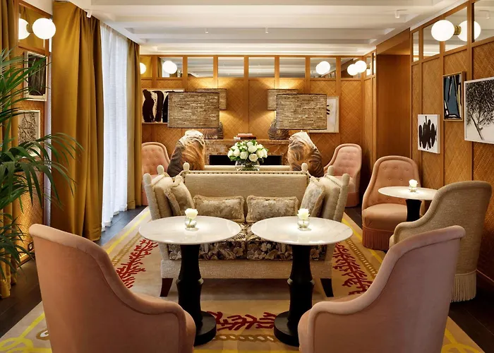 Le Belgrand Hotel Paris Champs Elysees, Tapestry By Hilton