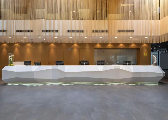 Doubletree By Hilton Vienna Schonbrunn Hotel