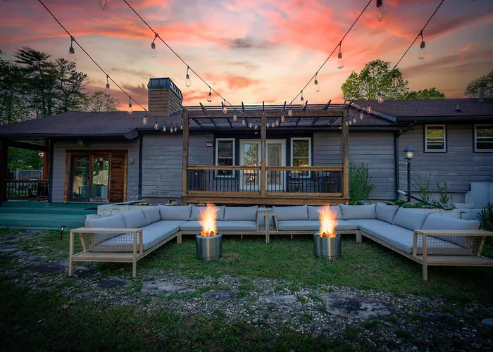 Cedarwood Inn Hendersonville