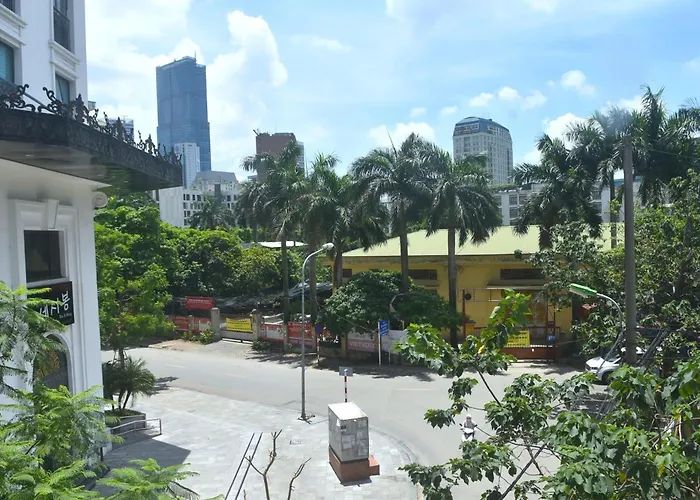Thanh Hang Hotel Near Emerald My Dinh Hanoi