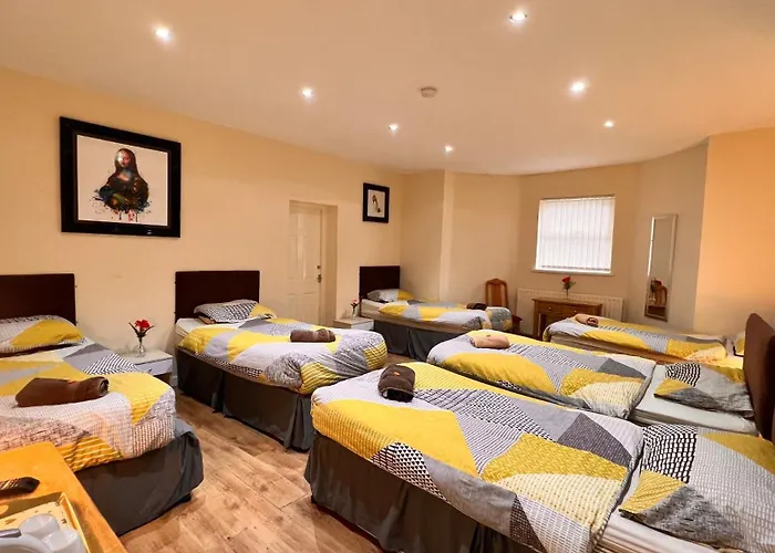 Castle Lodge Guest House 86-88 Sheil Rd L6 3Af Liverpool