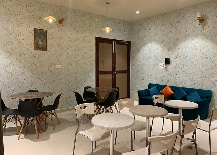 Blessing Mansion, Amritsar Hotel