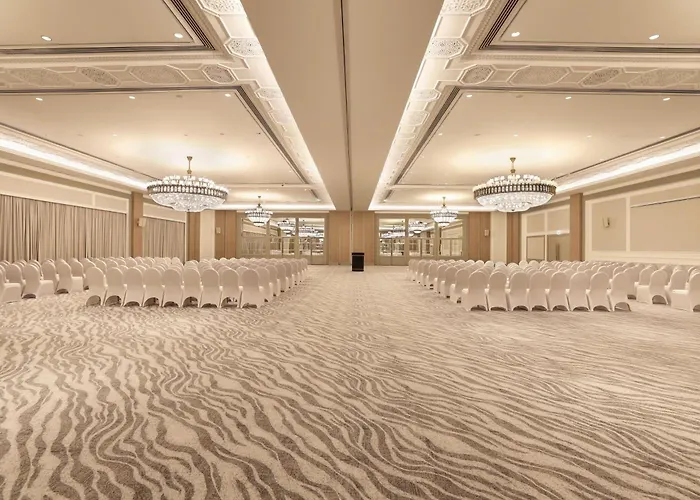 Sheraton Abu Dhabi Hotel & Resort