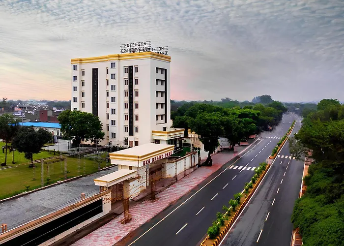 Hotel Sks Grand Palace-Vrindavan