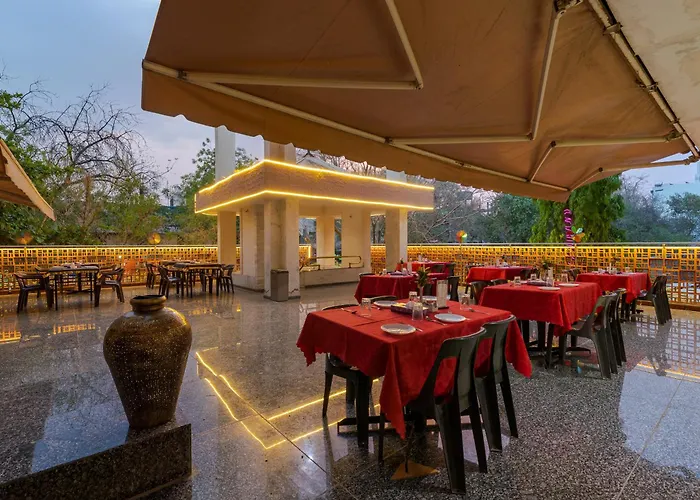 Hotel Surya Executive 3 Star Hotel Solapur