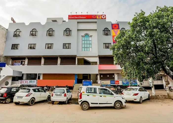 Hotel O Devi Palace Gurgaon