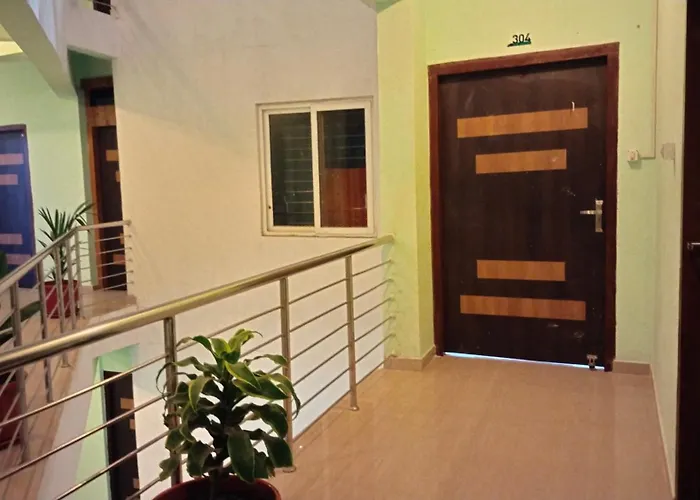 Hotel Puri Greens