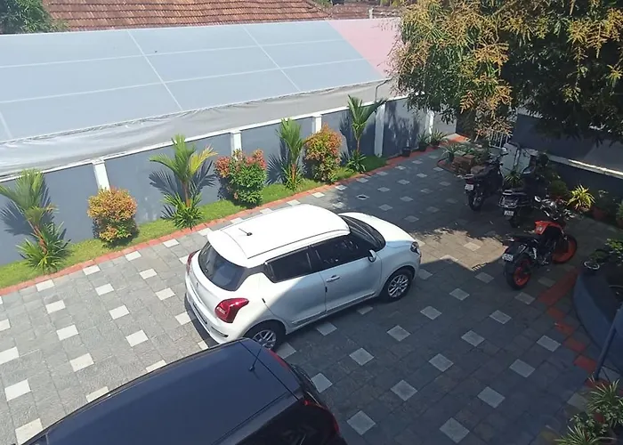 Brooklands Avenue Hotel Alappuzha